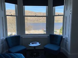 Ashburn House De Luxe B&B