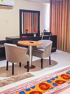 Rhogem Hotel