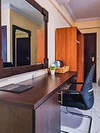 Rhogem Hotel