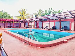 Rhogem Hotel