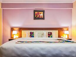 Rhogem Hotel