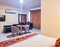 Rhogem Hotel
