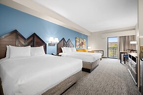 Camelback Lodge & Aquatopia Indoor Waterpark