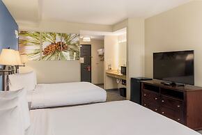 Camelback Lodge & Aquatopia Indoor Waterpark