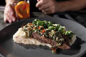 Camelback Lodge & Aquatopia Indoor Waterpark