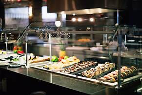 Camelback Lodge & Aquatopia Indoor Waterpark