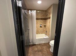 Camelback Lodge & Aquatopia Indoor Waterpark