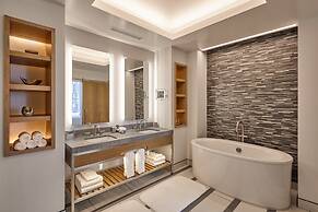 Live by Loews - St.Louis