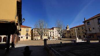 Pensión Sandoval by gaiarooms