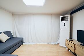 MYEONGDONG Station 2Min HOUSE