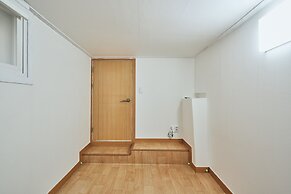 MYEONGDONG Station 2Min HOUSE