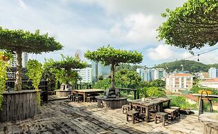 Draha Halong Hotel - Serenity, Charm and Nature - Preferred by Western