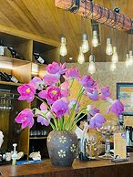 Draha Halong Hotel - Serenity, Charm and Nature - Preferred by Western