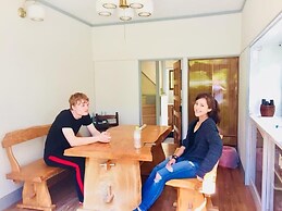 Vanguard Backpackers - Hostel