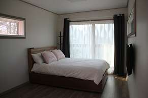 Moonlight Village Pension