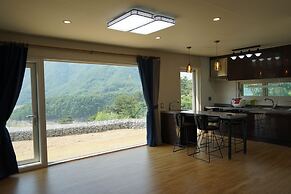 Moonlight Village Pension