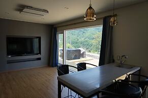 Moonlight Village Pension