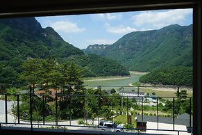 Moonlight Village Pension