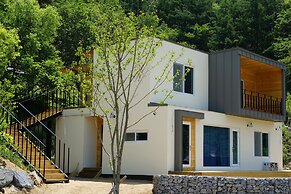 Moonlight Village Pension