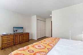 15 Chambertin Townhomes  3 Bedroom Townhouse by RedAwning