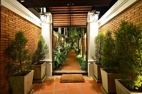 El Barrio Lanna