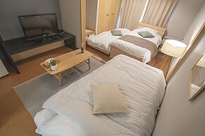 UCHI Living Stay Otaru Suitengu