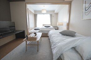 UCHI Living Stay Otaru Suitengu