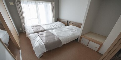 UCHI Living Stay Otaru Suitengu