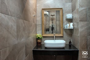 Victoria Cliff Nyaung Oo Phee Island