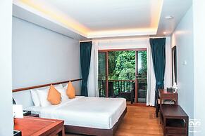 Victoria Cliff Nyaung Oo Phee Island