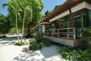 Victoria Cliff Nyaung Oo Phee Island