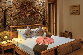 Victoria Cliff Nyaung Oo Phee Island