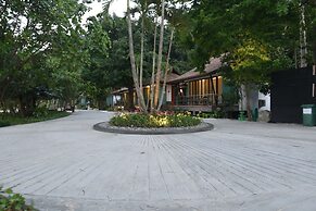 Victoria Cliff Nyaung Oo Phee Island