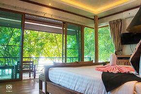 Victoria Cliff Nyaung Oo Phee Island