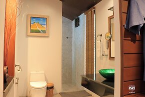 Victoria Cliff Nyaung Oo Phee Island