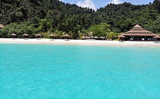 Victoria Cliff Nyaung Oo Phee Island