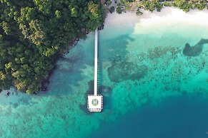 Victoria Cliff Nyaung Oo Phee Island