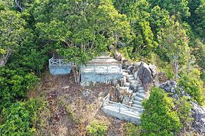 Victoria Cliff Nyaung Oo Phee Island