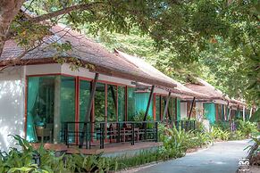 Victoria Cliff Nyaung Oo Phee Island