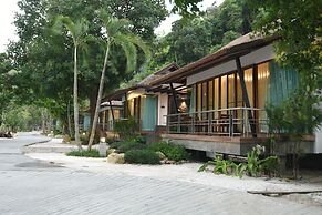 Victoria Cliff Nyaung Oo Phee Island