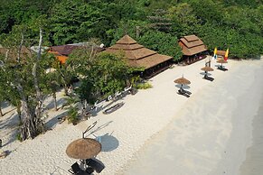 Victoria Cliff Nyaung Oo Phee Island