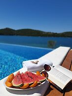 Olivia Green Camping