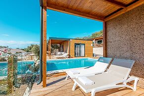 Olivia Green Camping