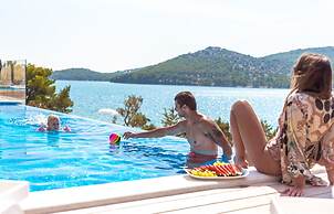 Olivia Green Camping