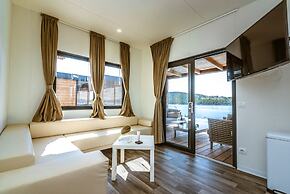 Olivia Green Camping