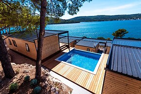 Olivia Green Camping