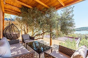 Olivia Green Camping