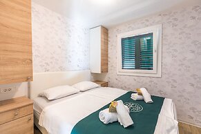 Olivia Green Camping