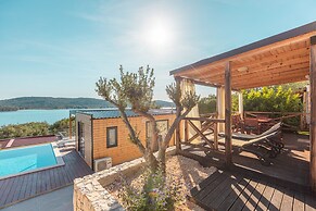 Olivia Green Camping