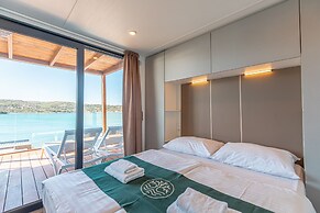 Olivia Green Camping